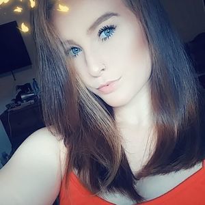 Meet your Posher, Alecia